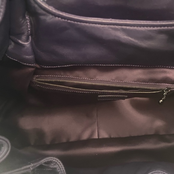 Moschino Purple Leather Tote Bag - Picture 7 of 17